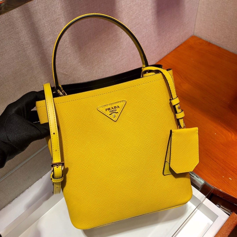 Pra*a top handle bags